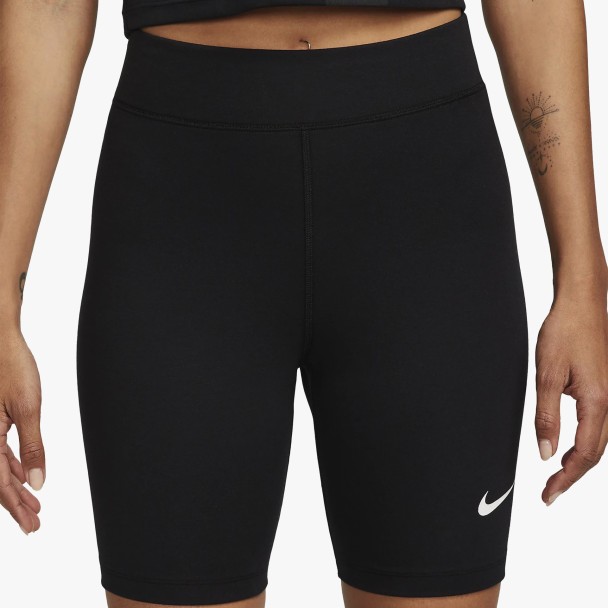 Nike Sportswear Classics