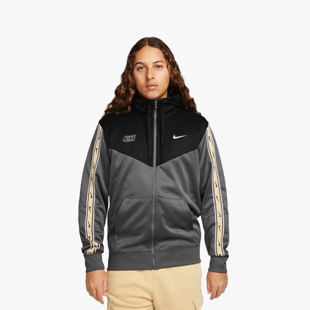 Nike Sportswear Repeat