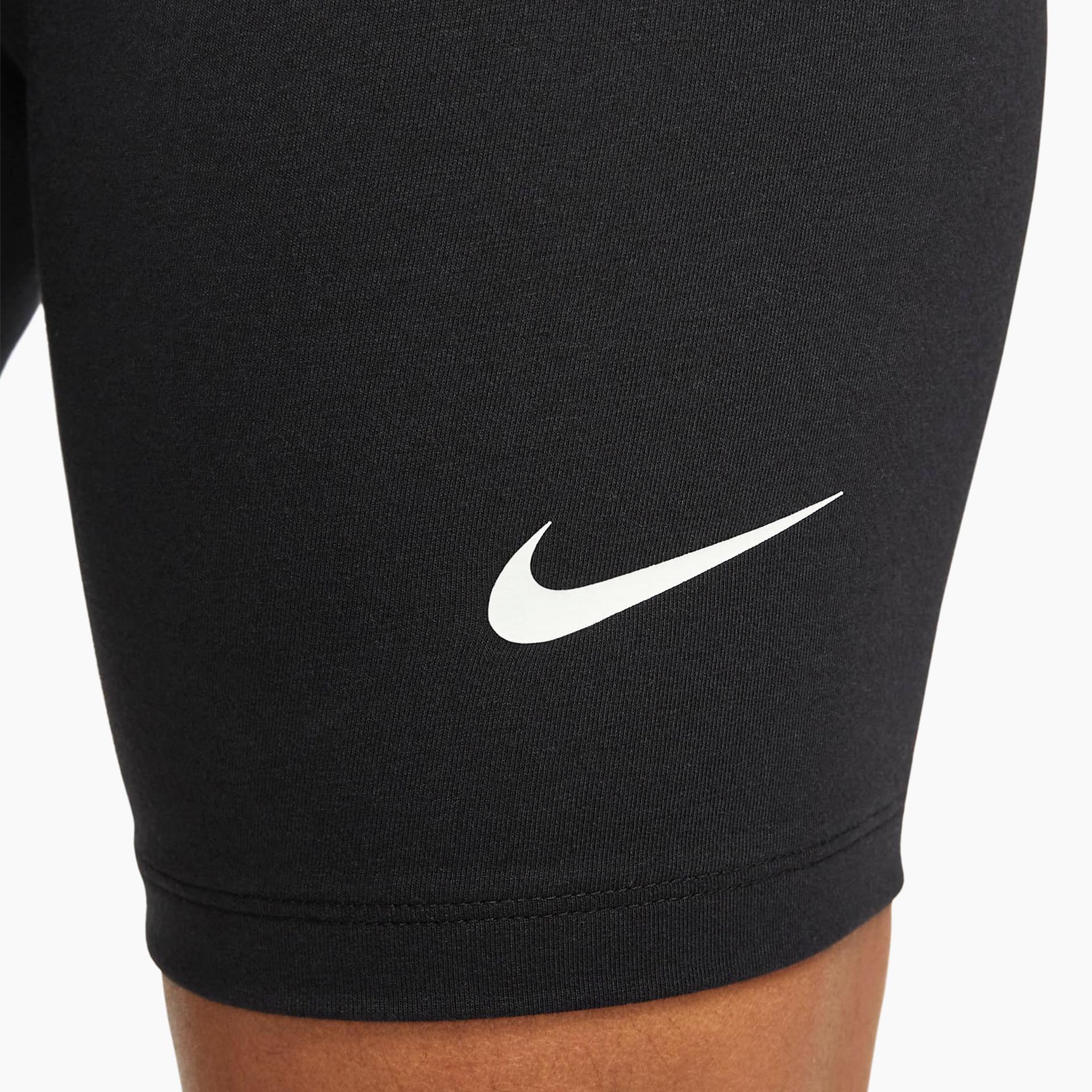 Nike Sportswear Classics