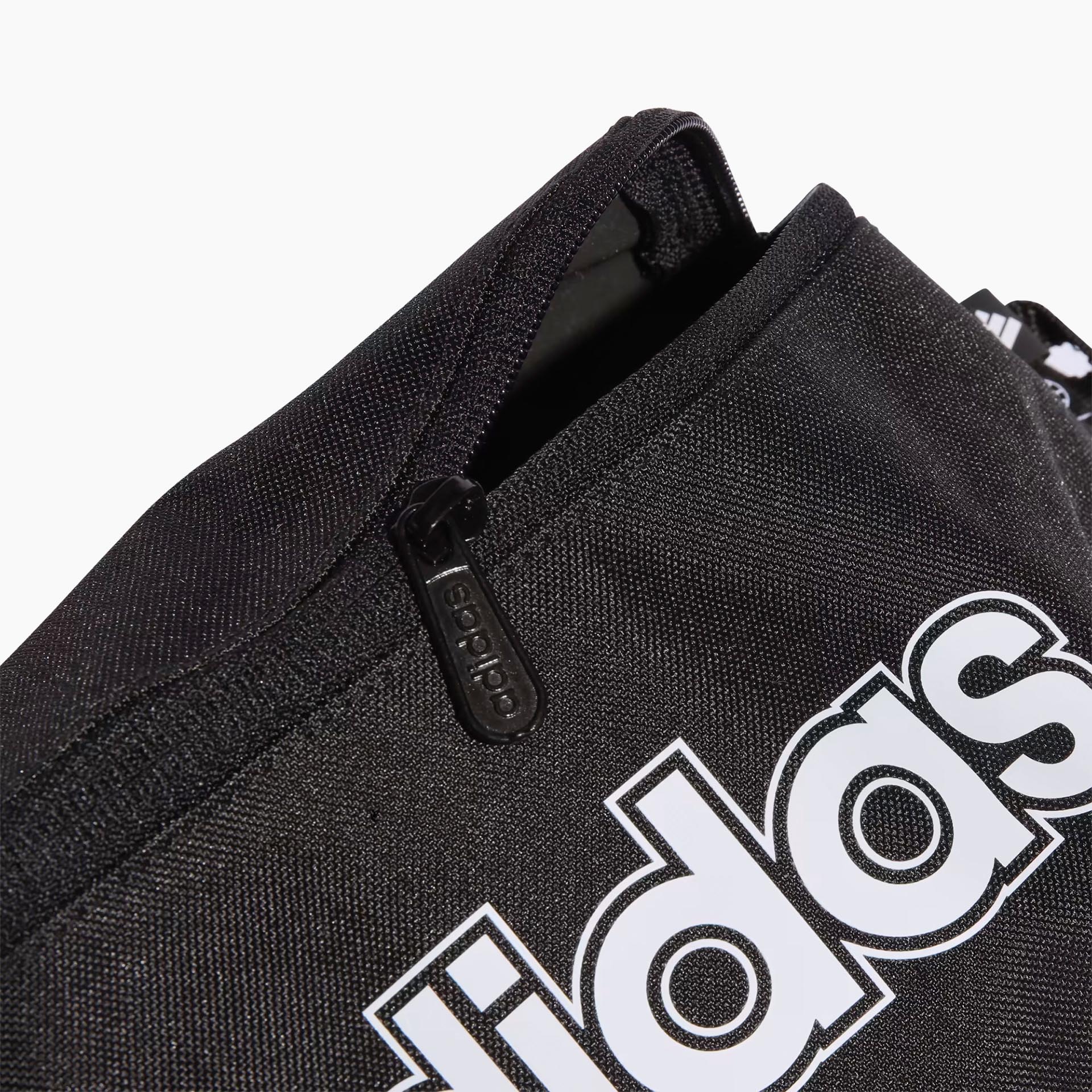 adidas Classic