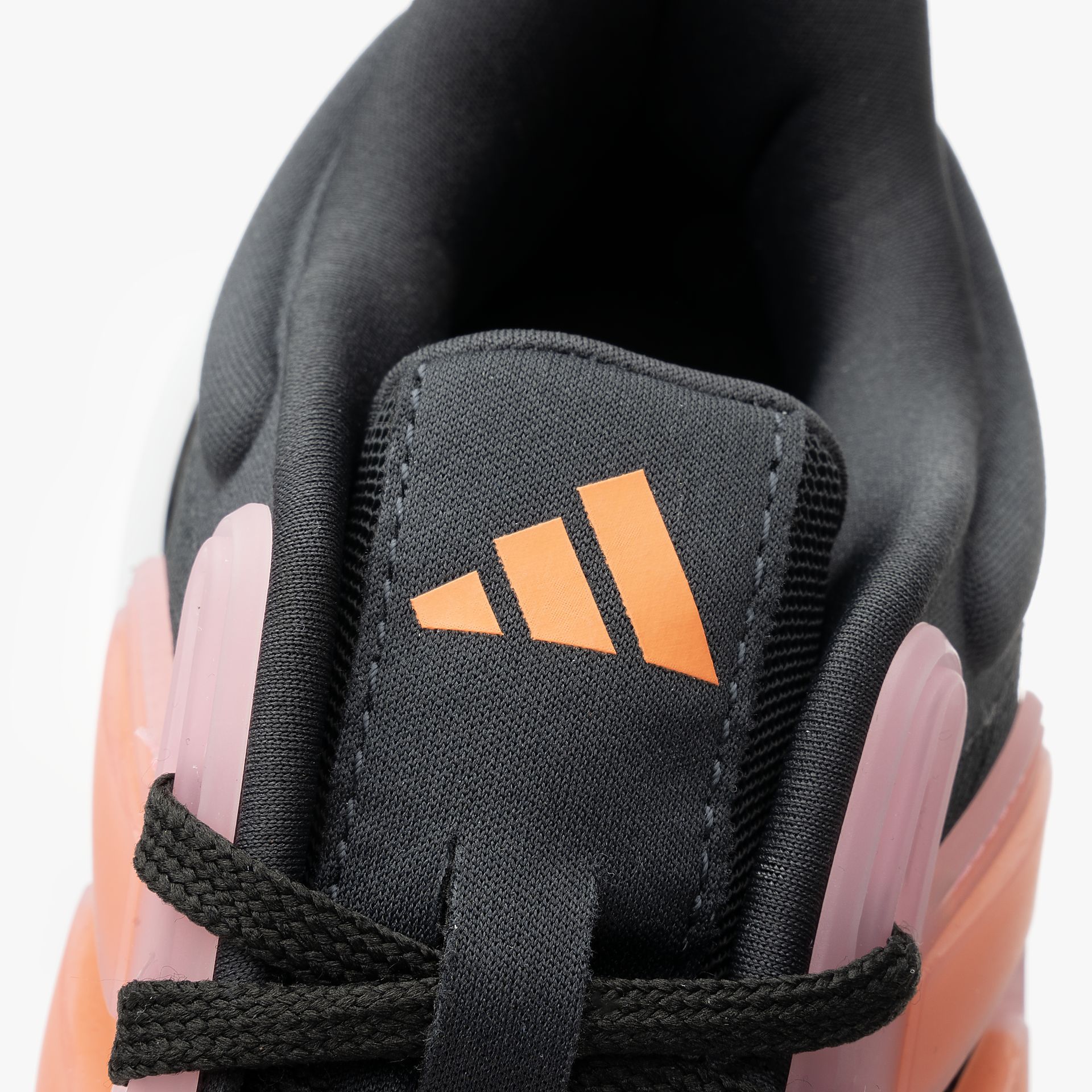 adidas Ultrabounce W
