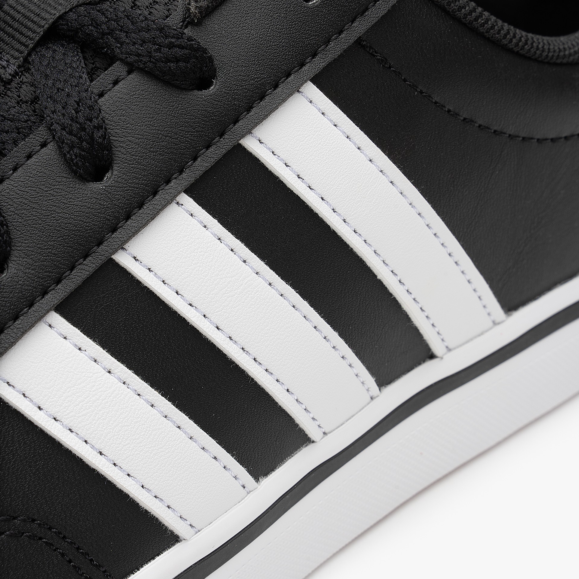 adidas VS Place 2.0