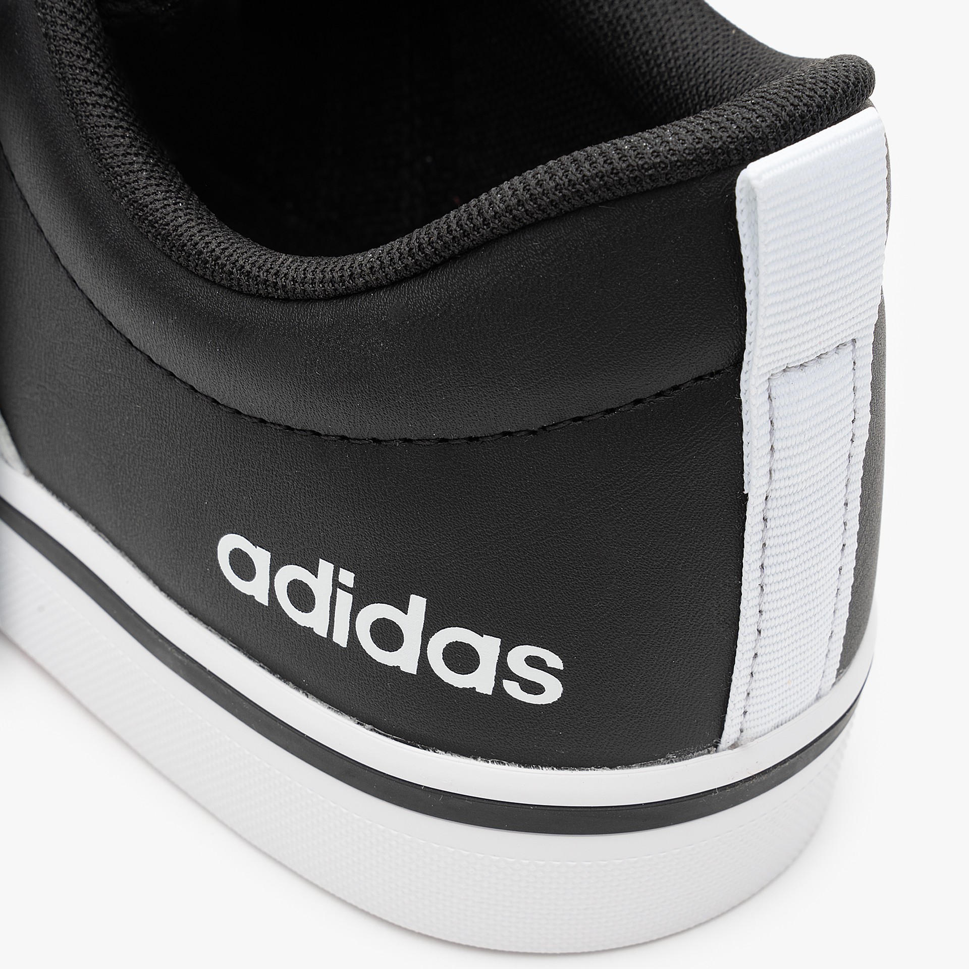 adidas VS Place 2.0