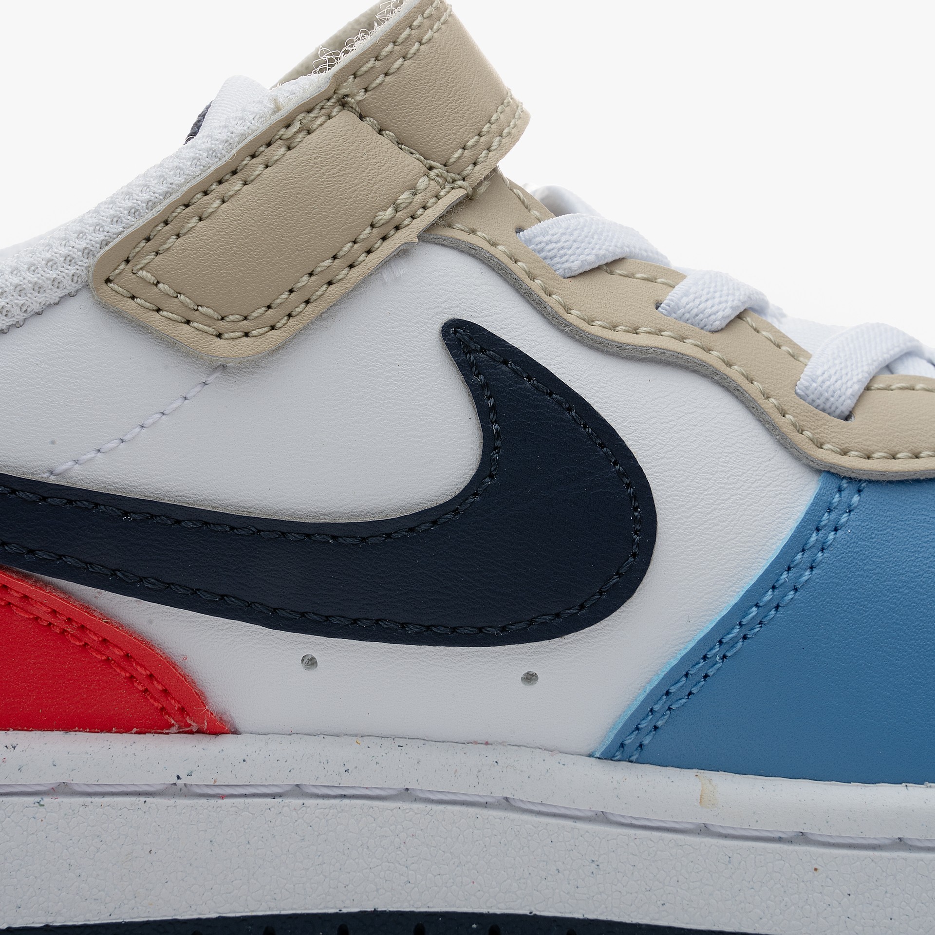 Nike Court Borough Low
