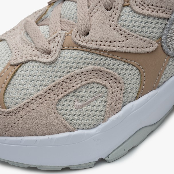 Nike Al8