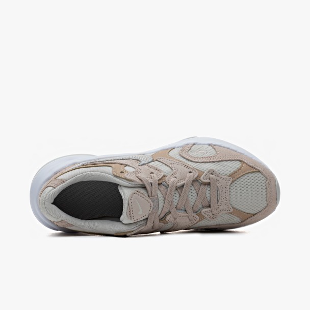 Nike Al8