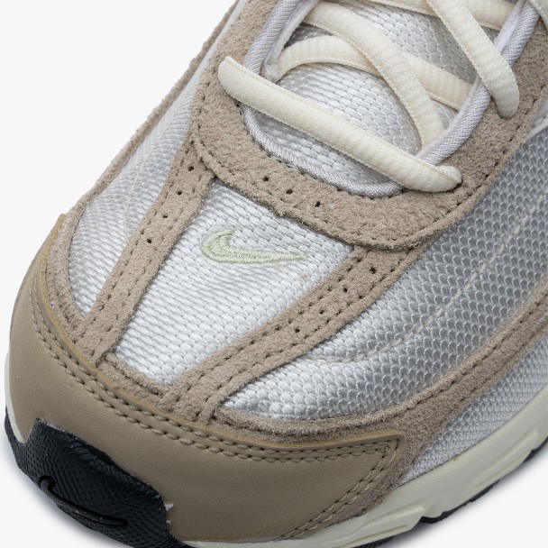 Nike Initiator