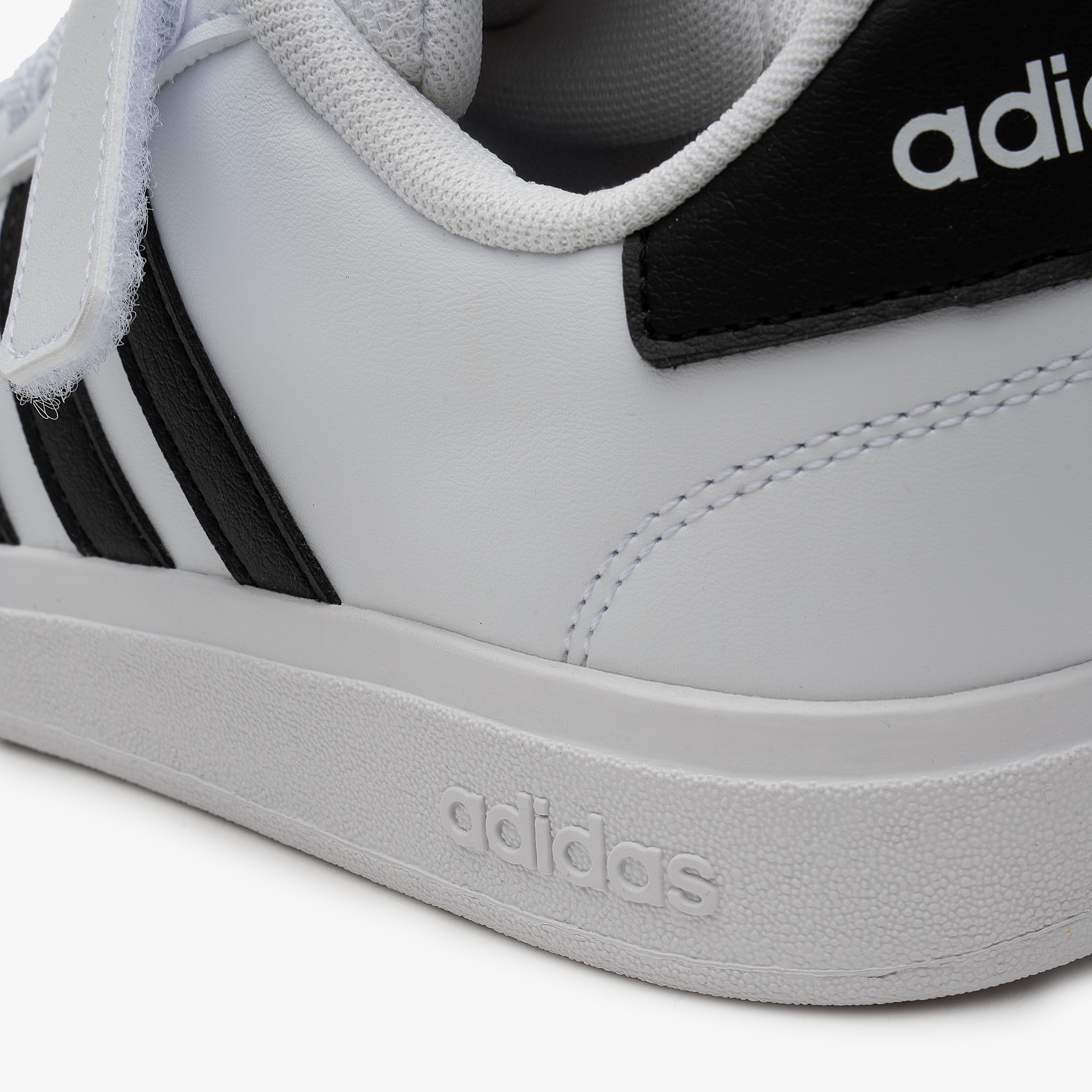 adidas Grand Court