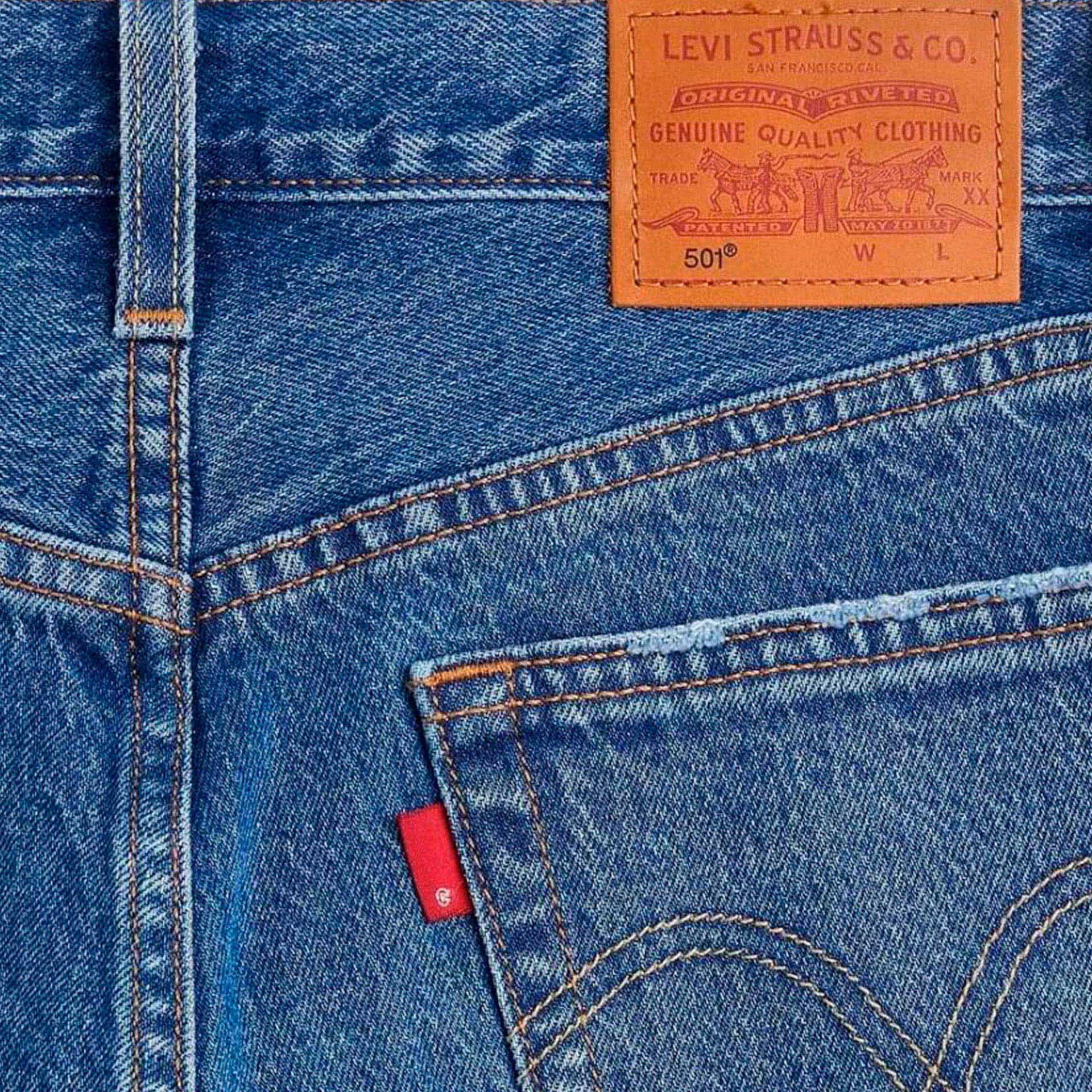Levis 501 Crop