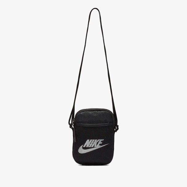 Nike Sportswear Heritage Small Items