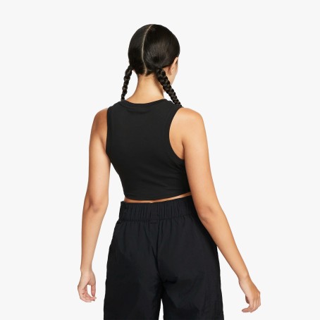Nike Sportswear Essentials