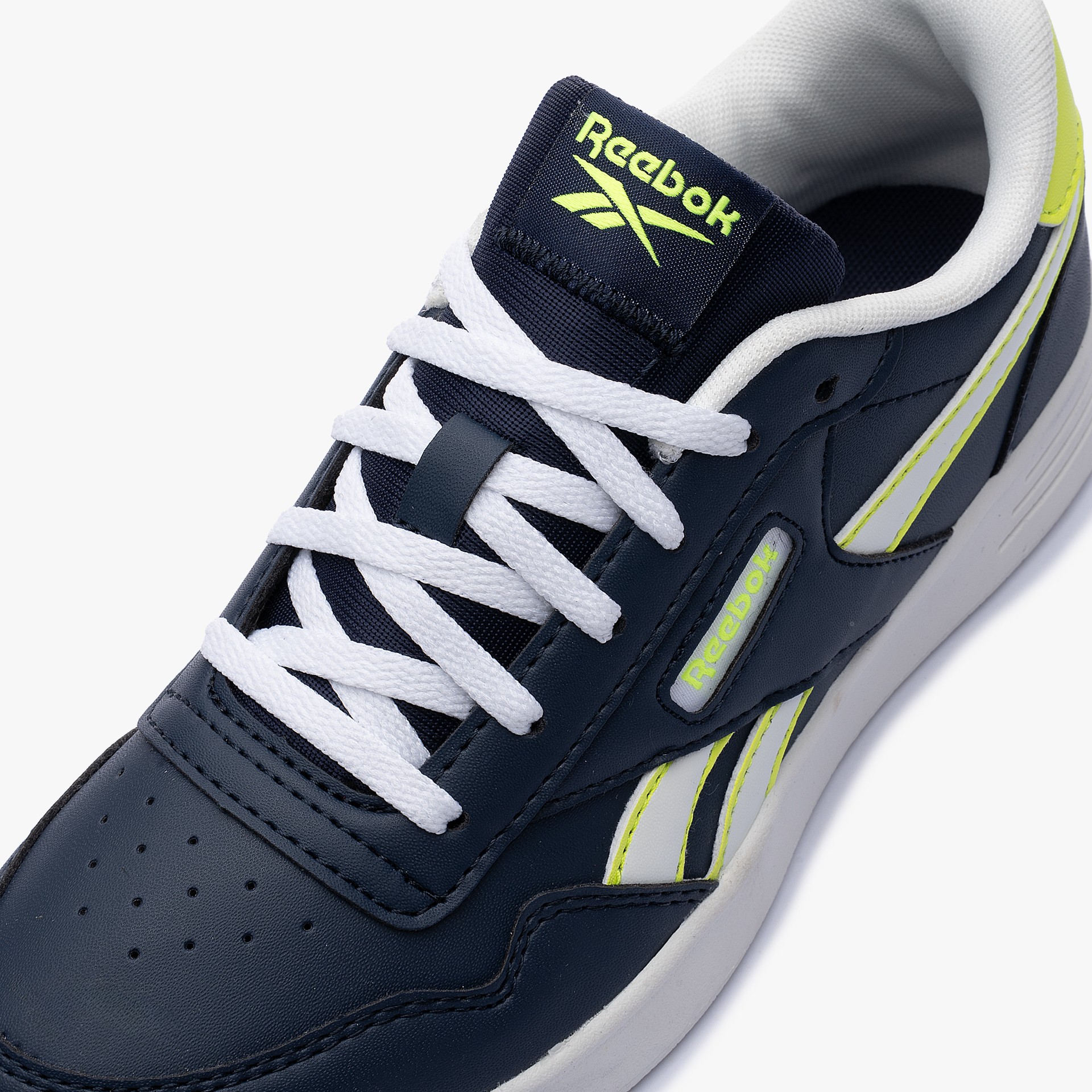 Reebok Court Advance