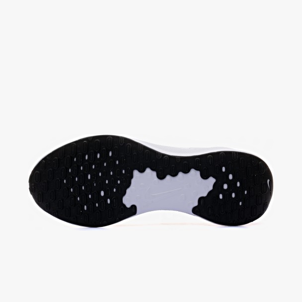 Nike Revolution 7