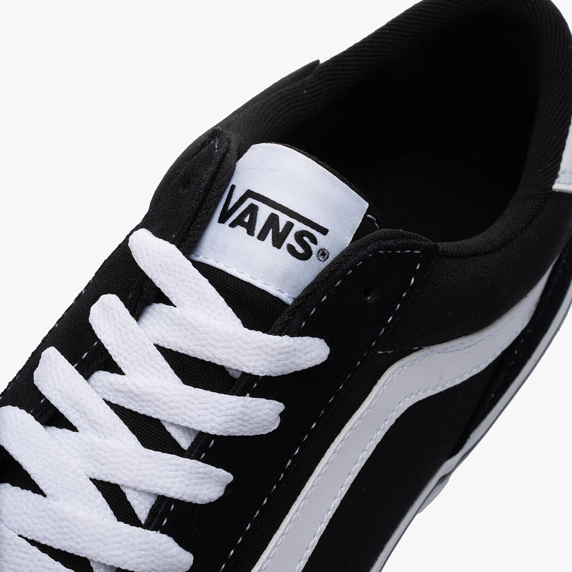Vans Brooklyn LS Suede