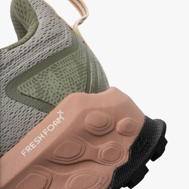 New Balance Fresh Foam X Garo V2 W