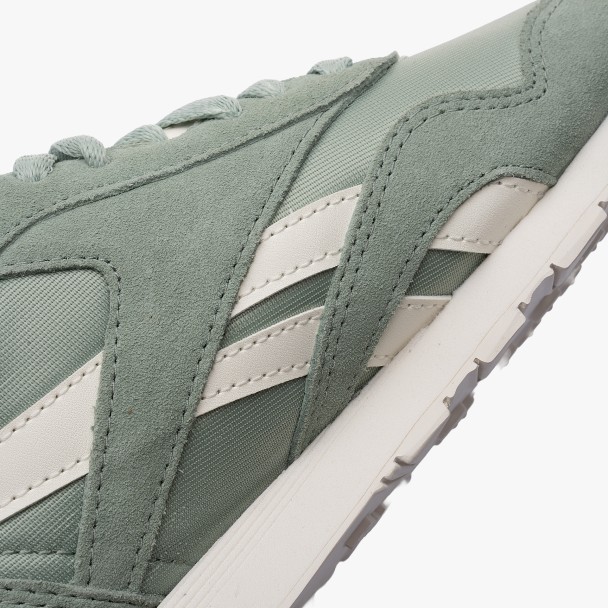 Reebok Classic Nylon