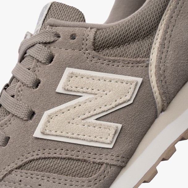New Balance WL373