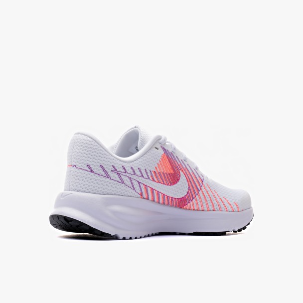 Nike Run Defy