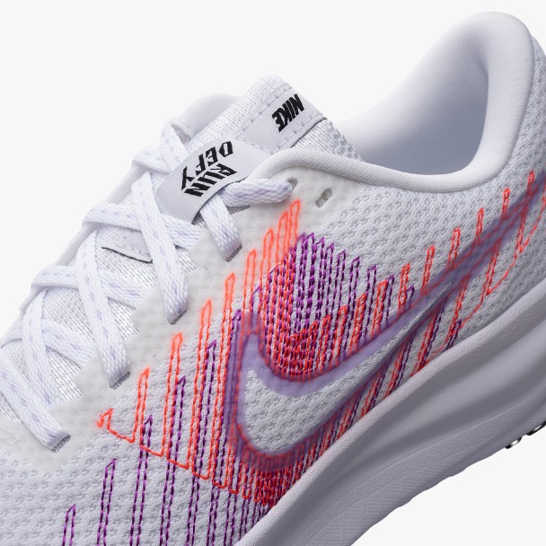 Nike Run Defy