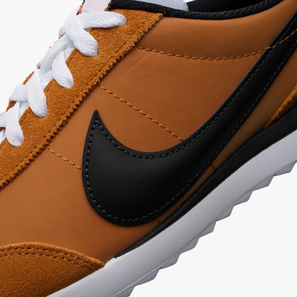 Nike Pacific W