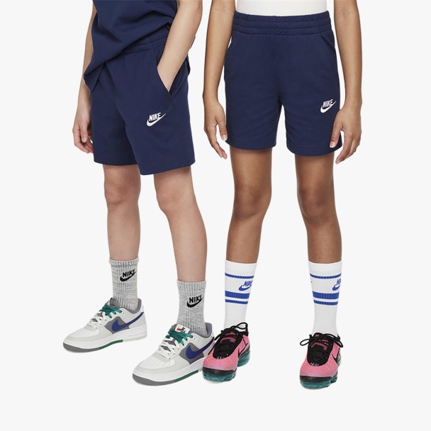 Nike Sportswear Club