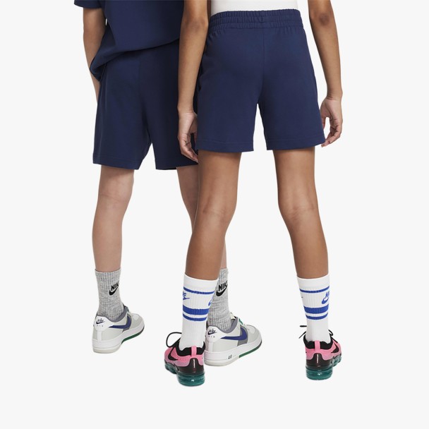 Nike Sportswear Club