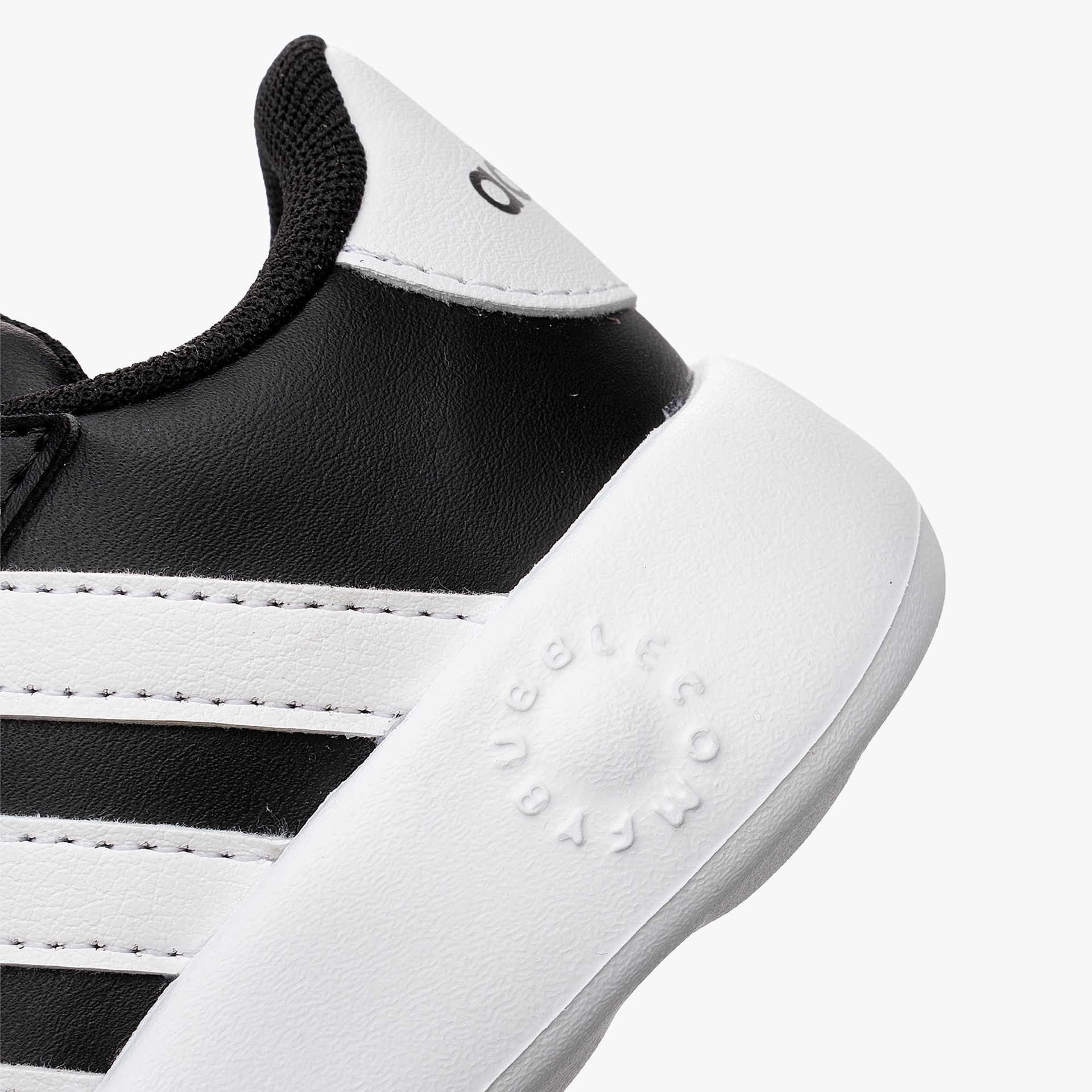 adidas Grand Court 2.0