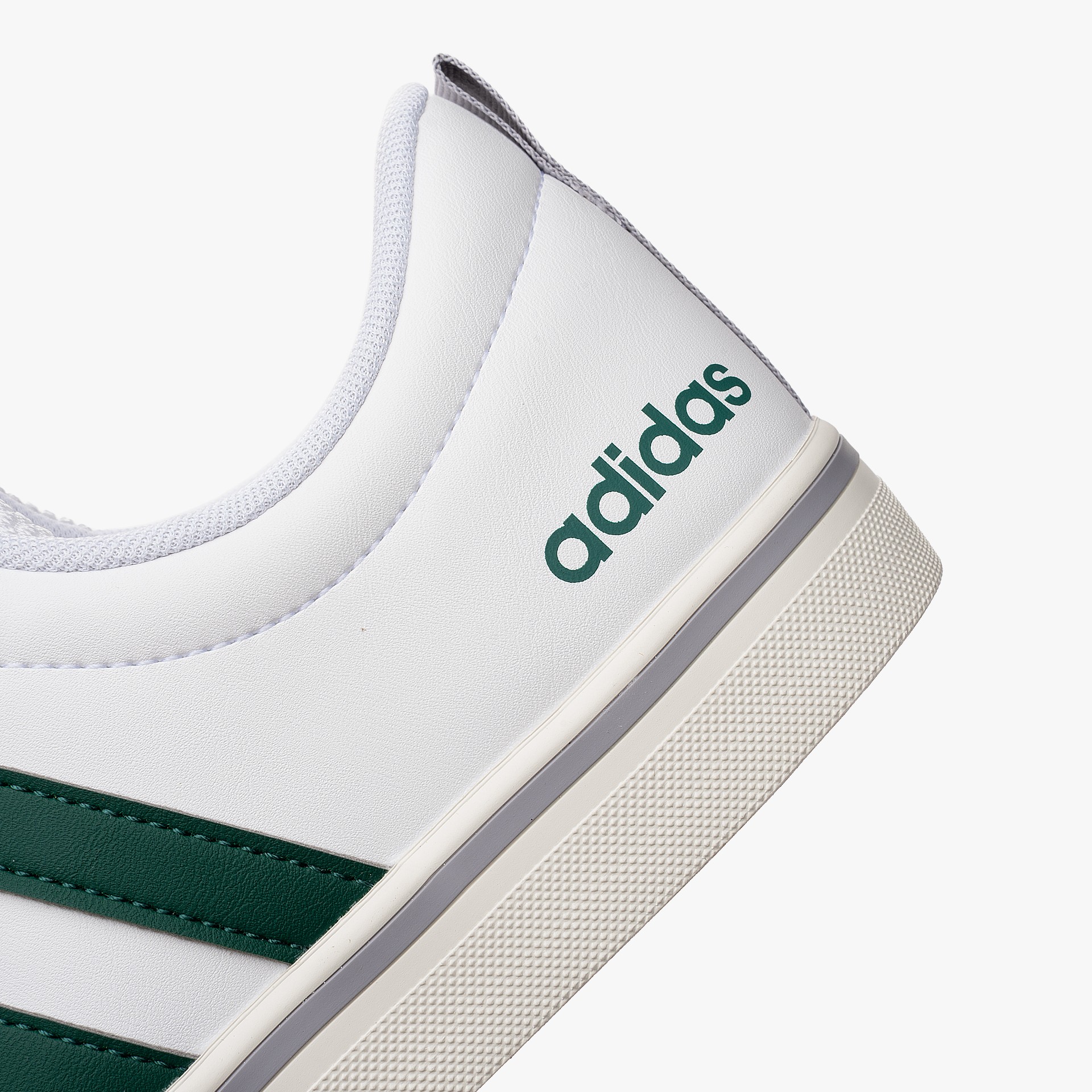 adidas VS PACE 2.0