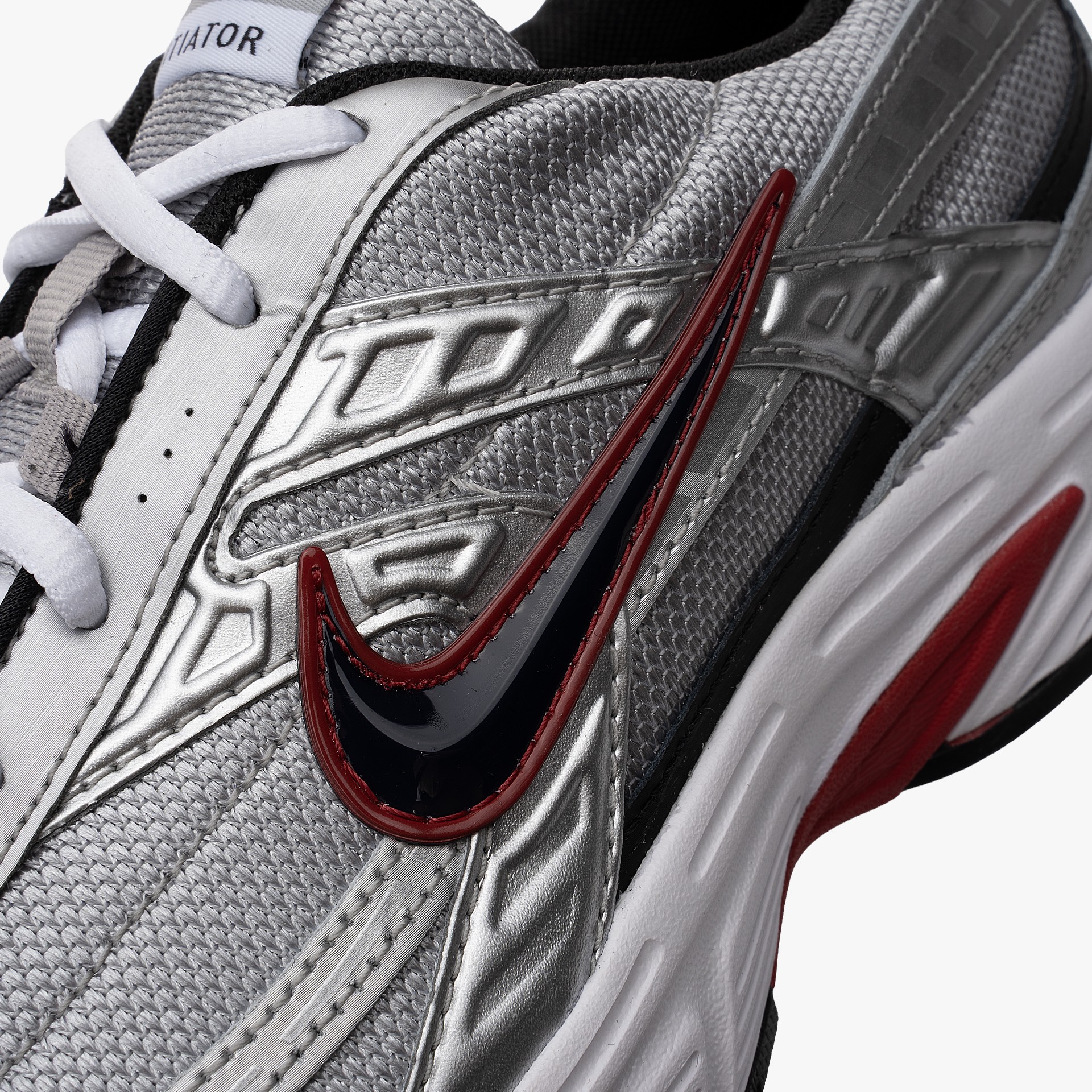 Nike Initiator