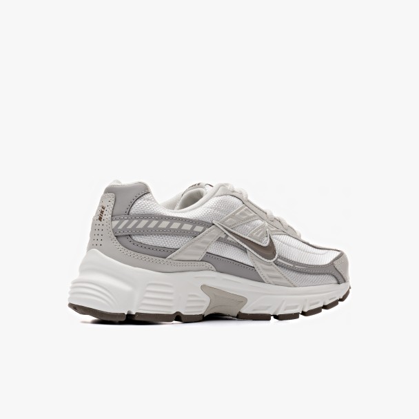Nike Initiator