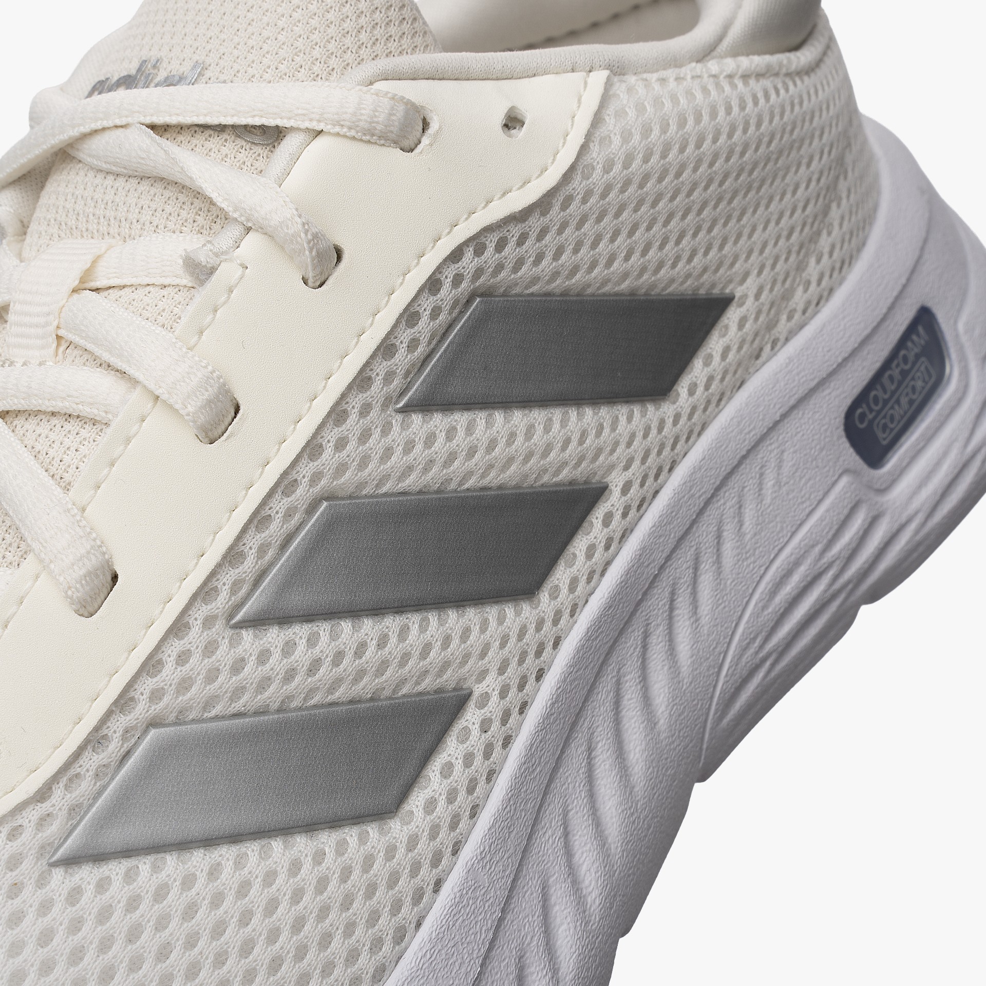 adidas Cloudfoam Comfy