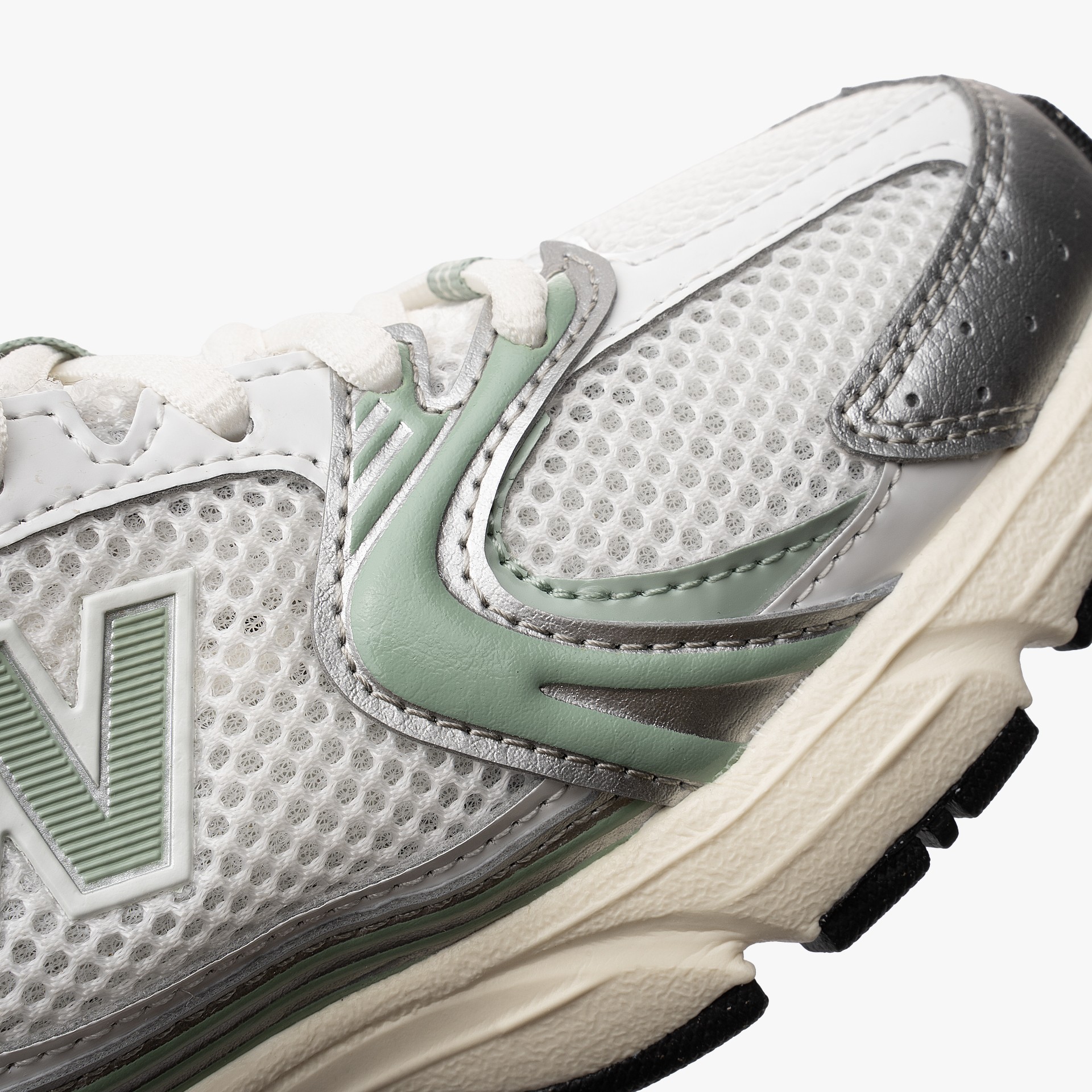 New Balance U530