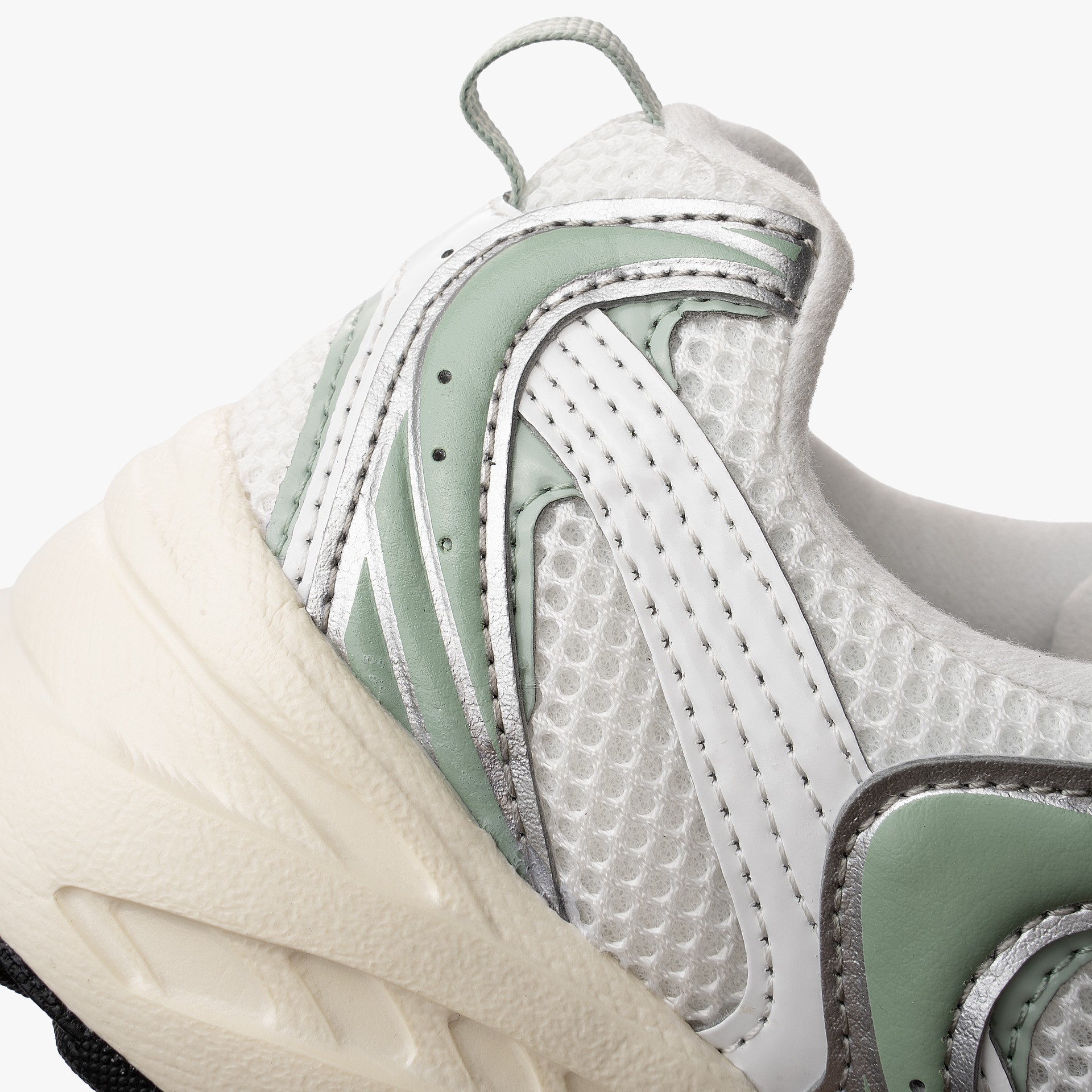 New Balance U530
