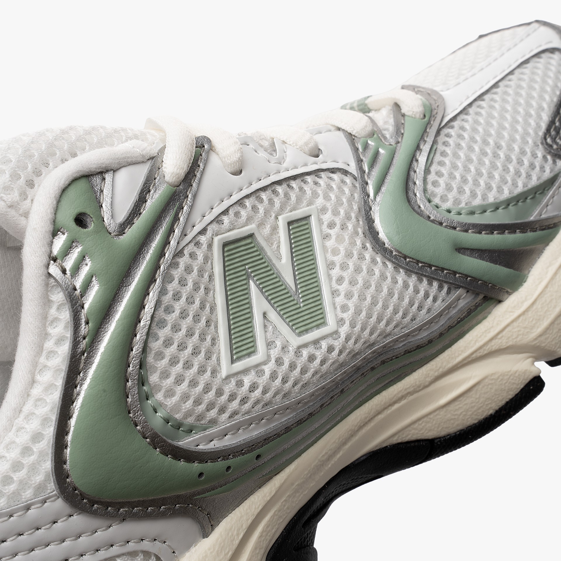 New Balance U530