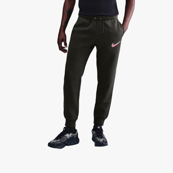 Nike Sportswear Club