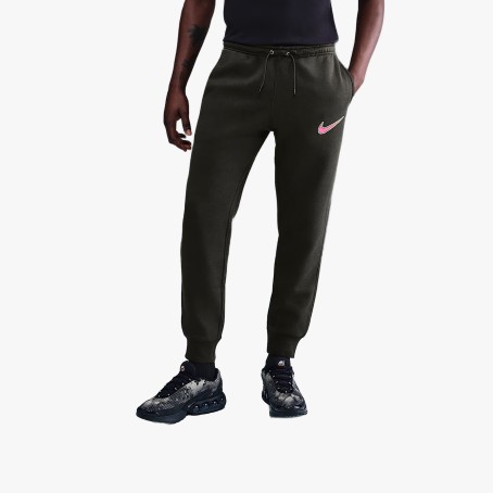 Nike Sportswear Club