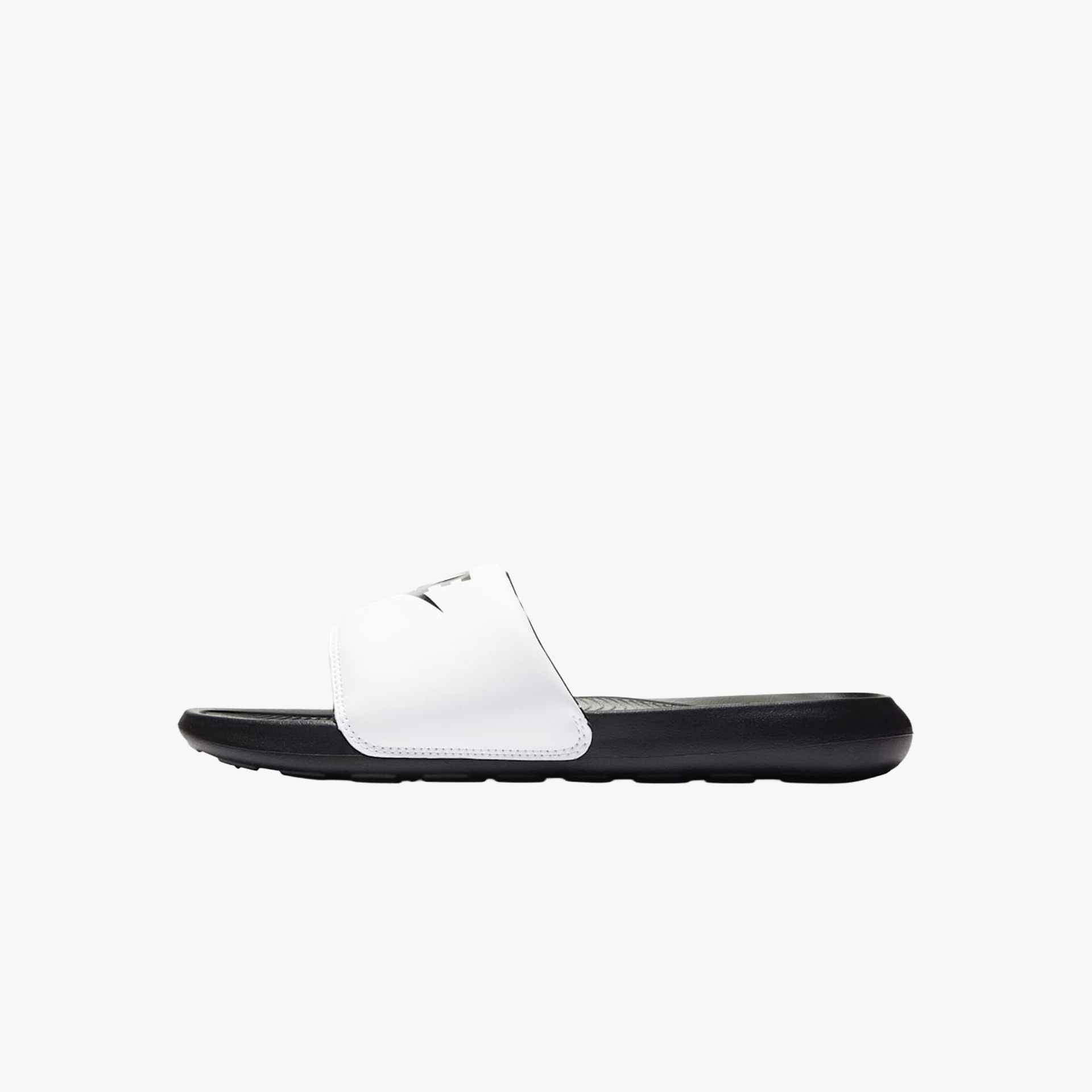 Nike Victori One