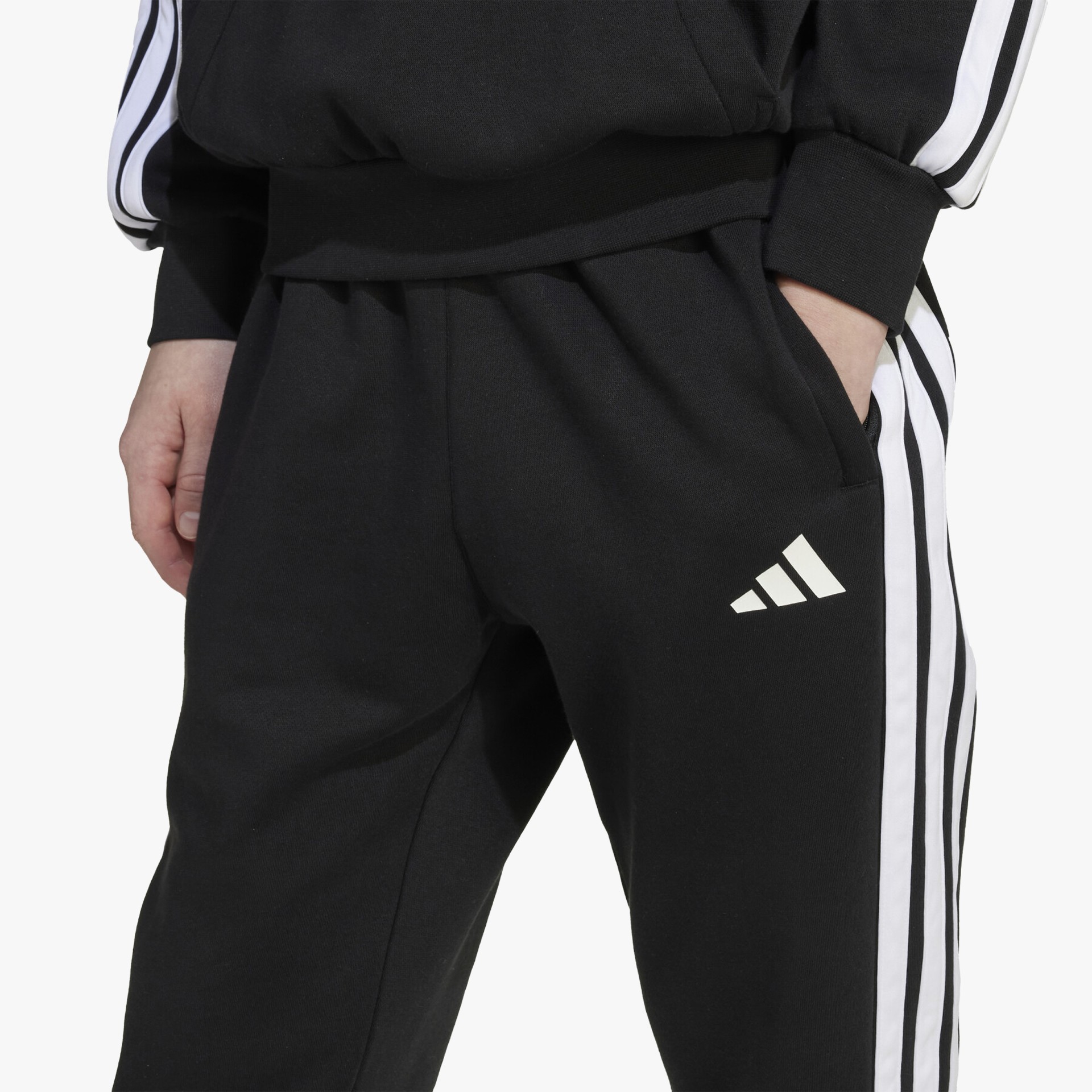 adidas Regular J Hot FL PT