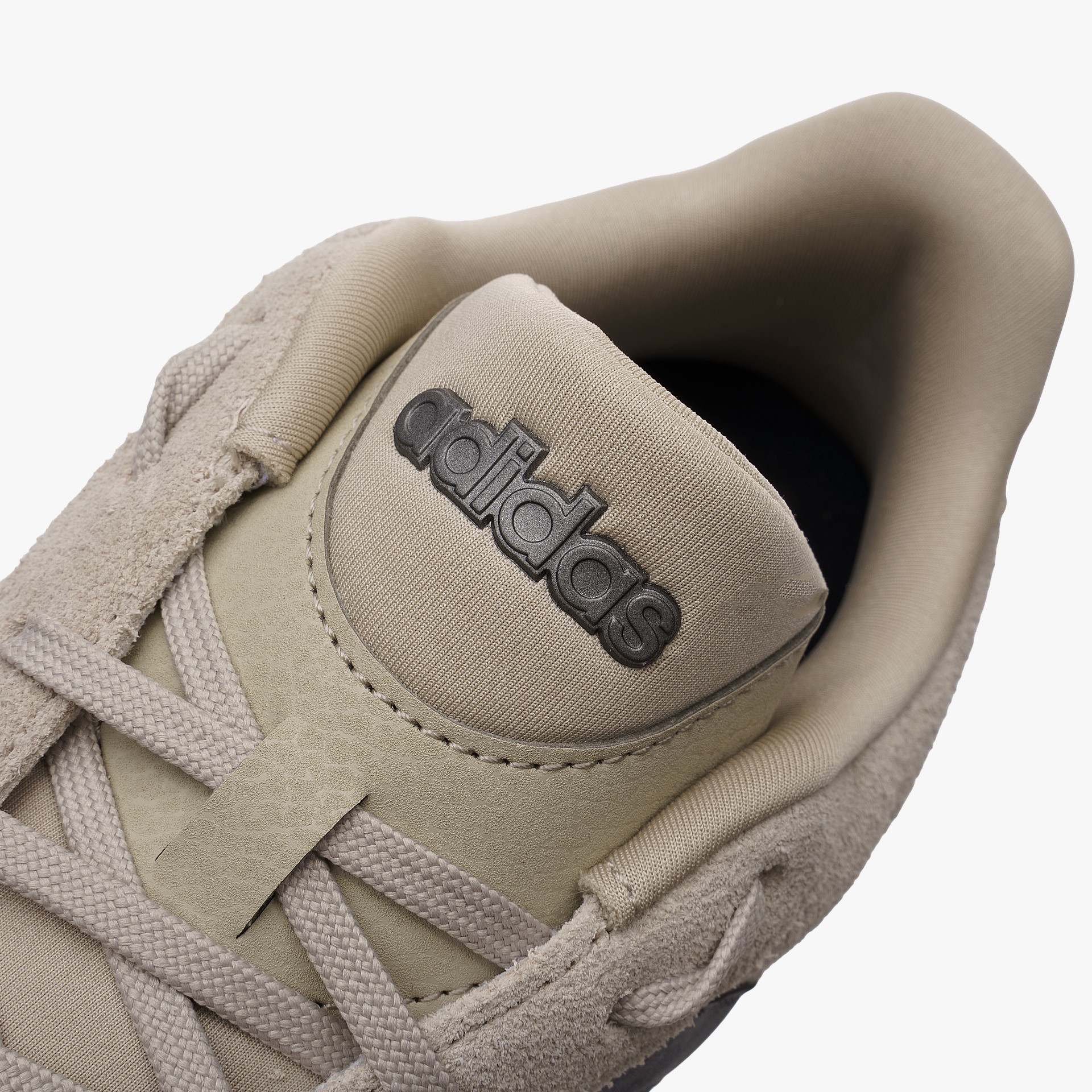 adidas Adipista