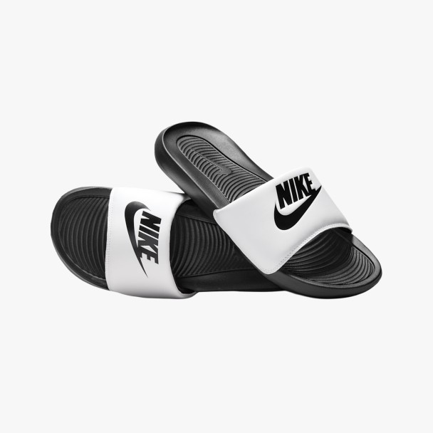 Nike Victori