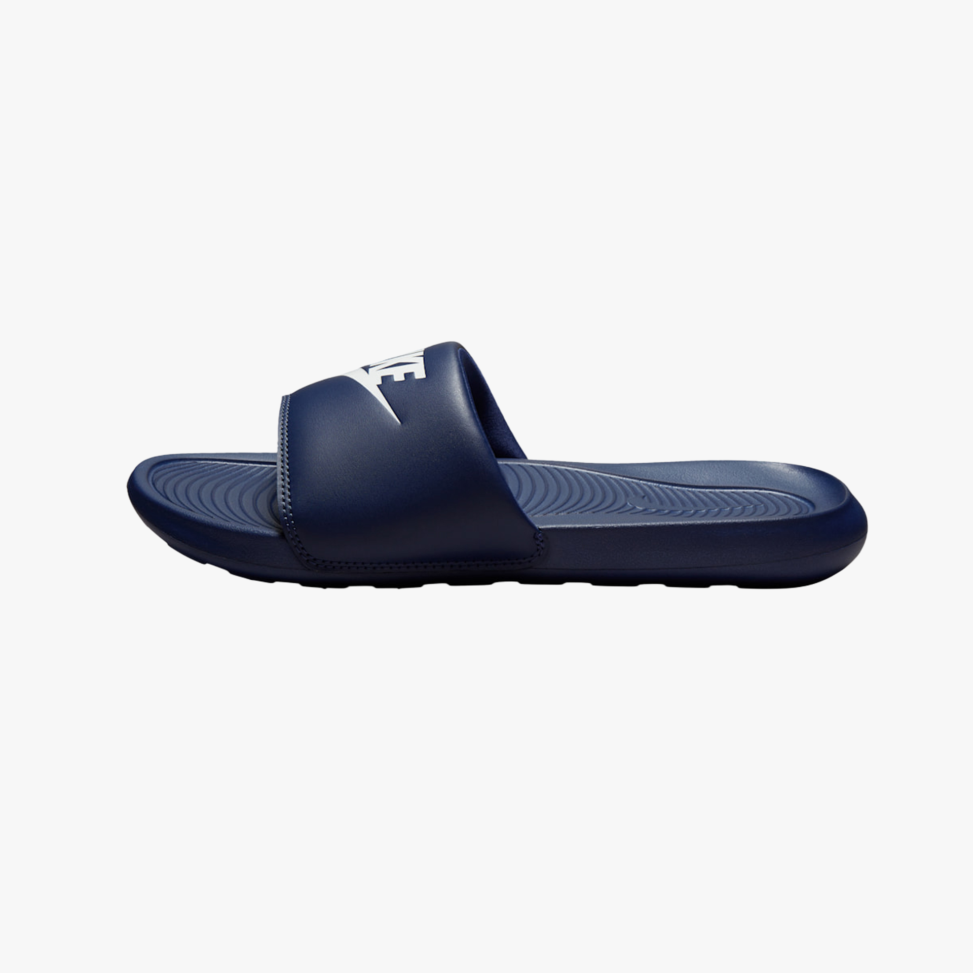 Nike Victori