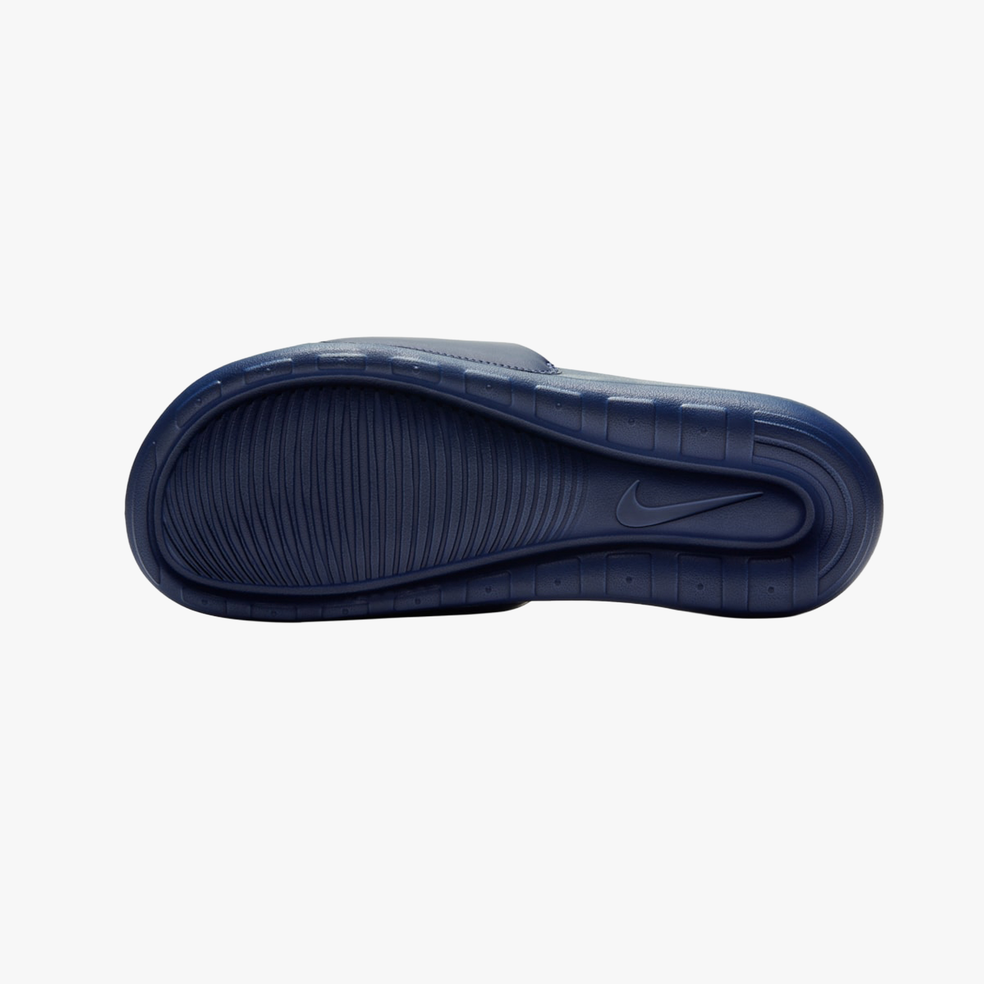 Nike Victori