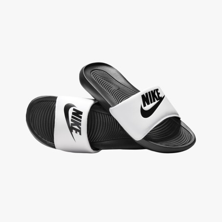 Nike Victori