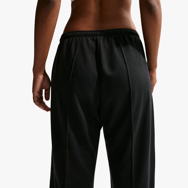 Nike Sportswear Chill Terry