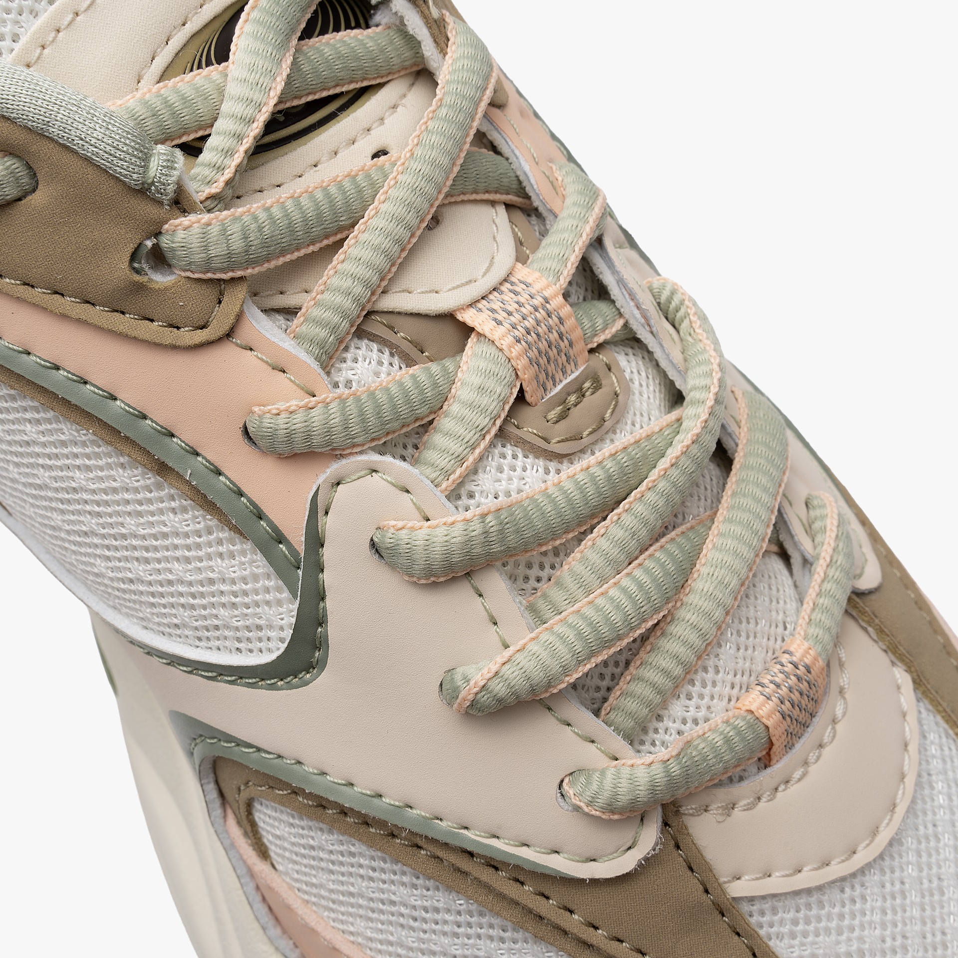 Lacoste Storm 96 2K