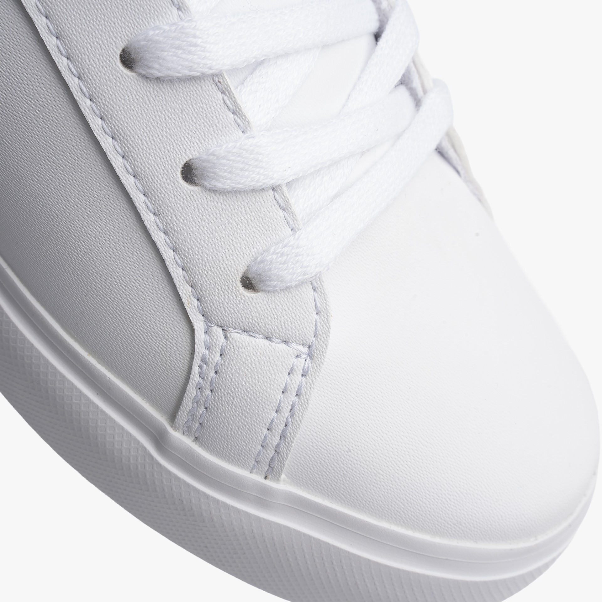 Lacoste Powercourt
