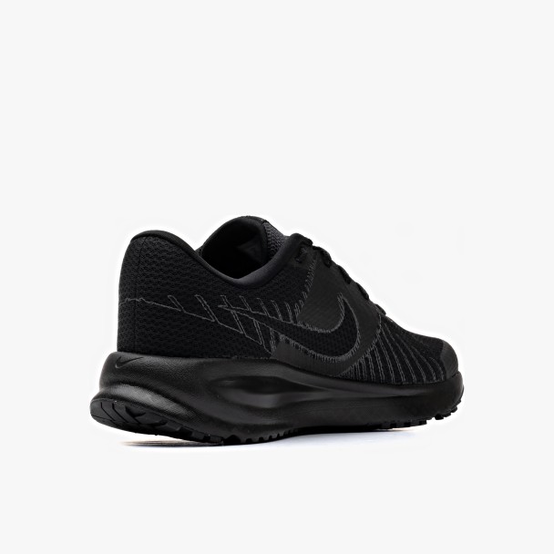 Nike Run Defy