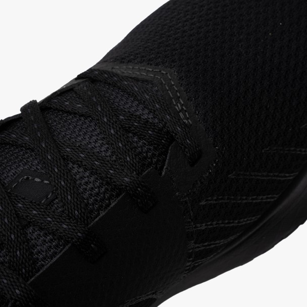 Nike Run Defy