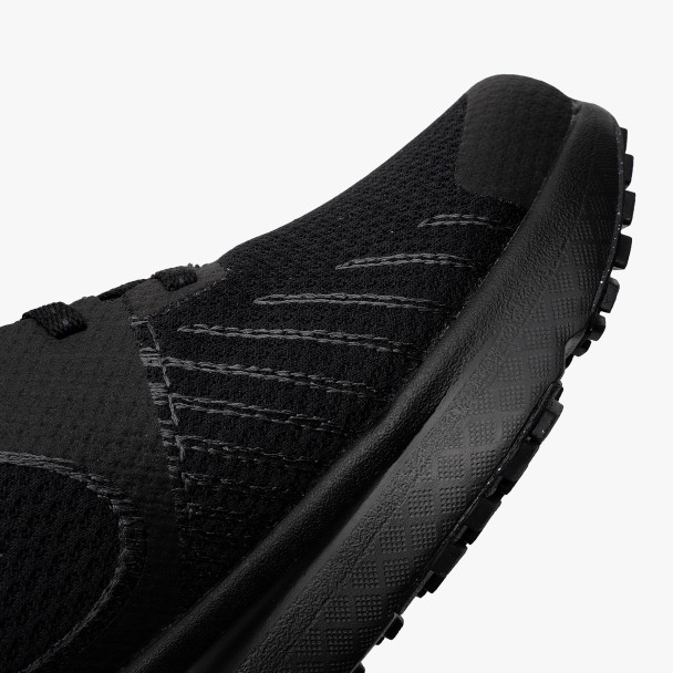 Nike Run Defy