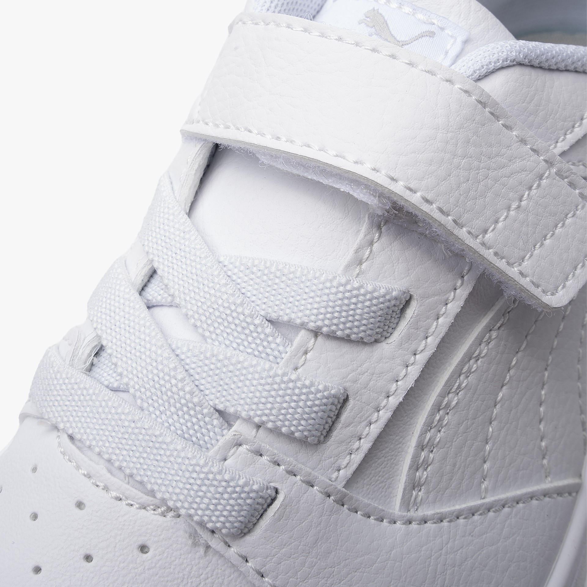 Nike Court Borough Low